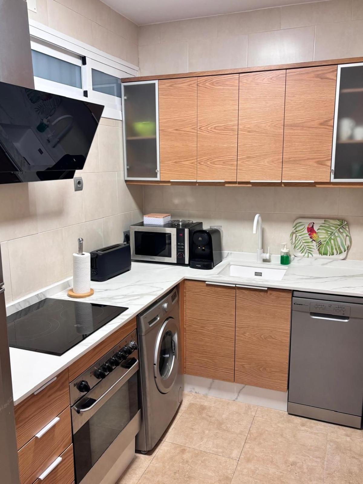 Apartamento Primera Linea De Playa Paseo Maritimo Perla 5 Fuengirola Exterior photo